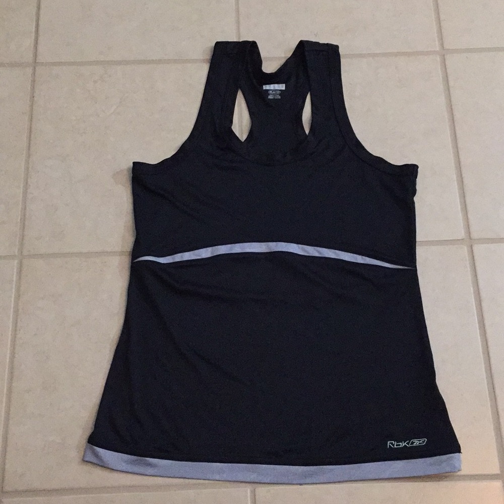 Womens M Rbk black racer back shirt